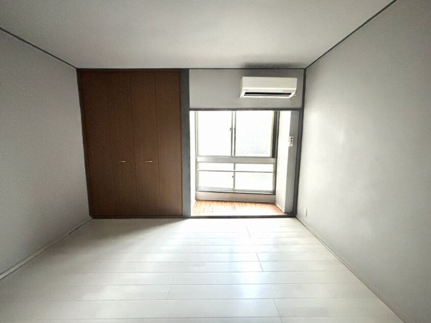 内観写真 ヴィラナリ－大和田