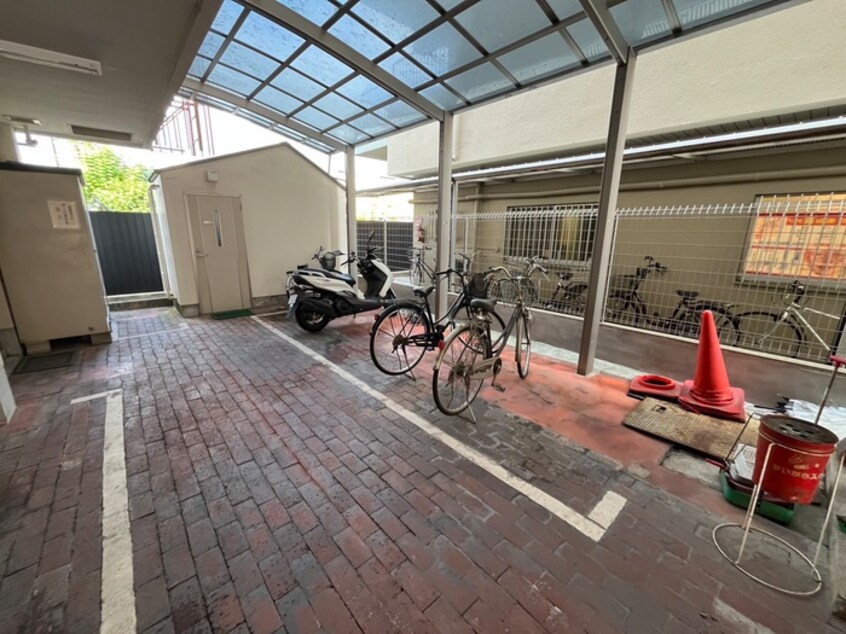 駐輪場 大宮マンション(303)