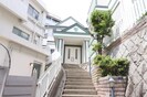 ワコ－レヴィ－タ山本通の外観