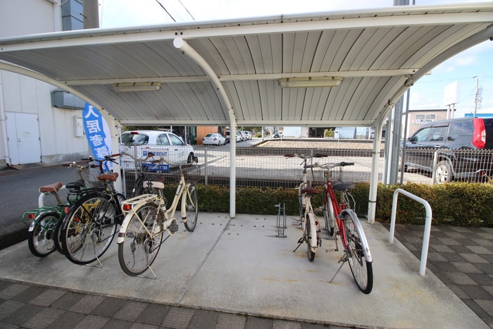 駐輪場 プリマベ－ラ森友