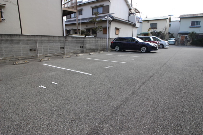 駐車場 プリマベ－ラ森友