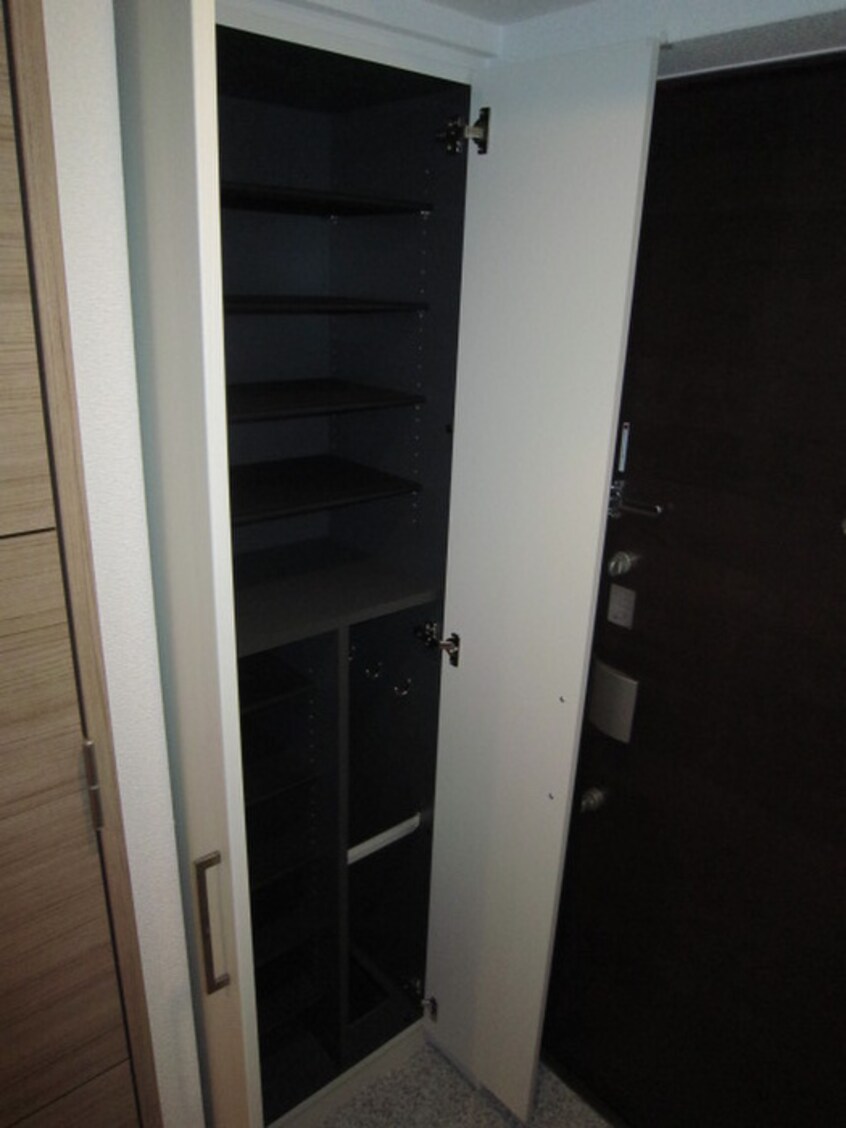 靴箱 プレサンス京都修学院(202)