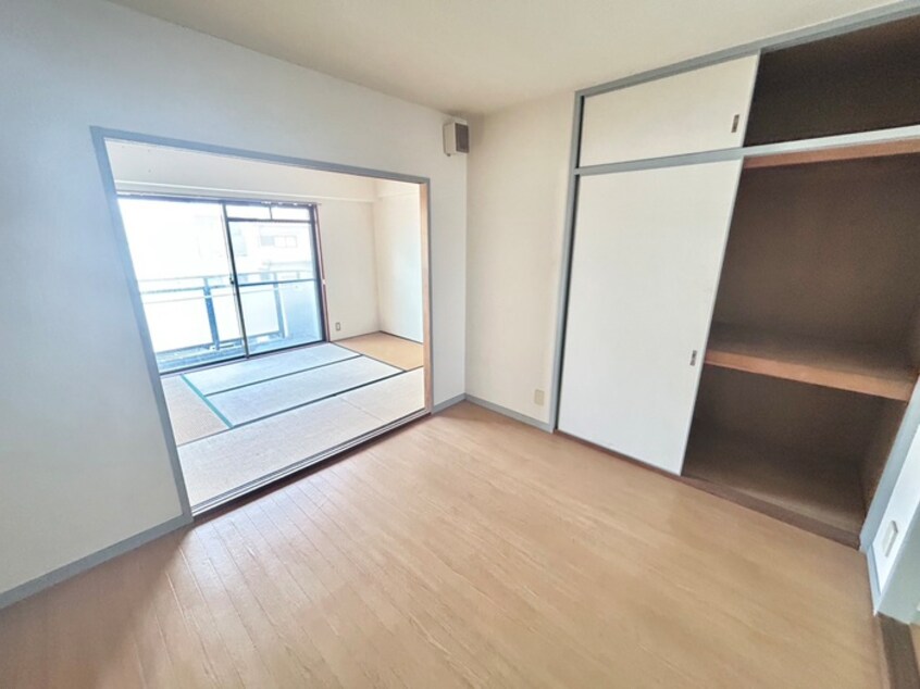 居室 コ－ポいずみ