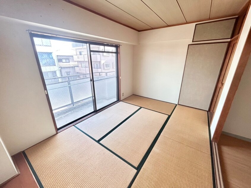 居室 コ－ポいずみ