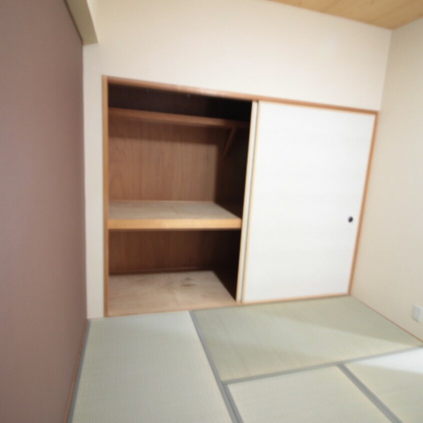 収納 グランドハイツ