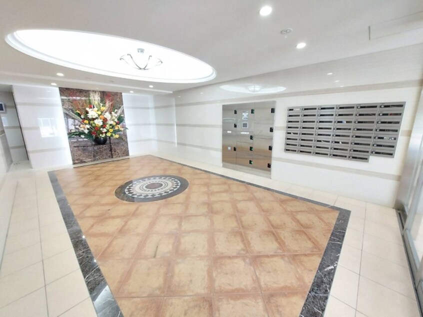 エントランス部分 ＬＵＸＥ中書島