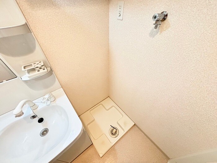 洗濯機置場 ＬＵＸＥ中書島