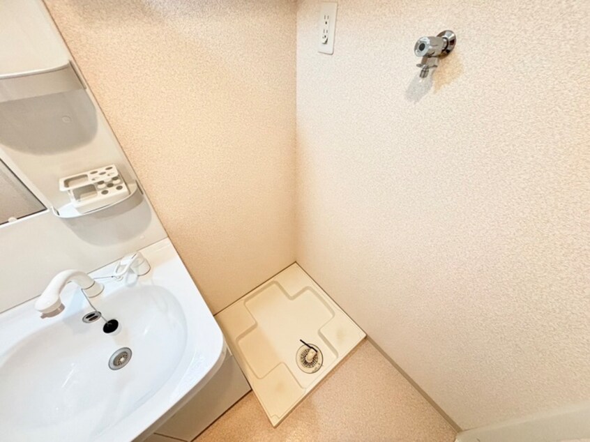 洗濯機置場 ＬＵＸＥ中書島