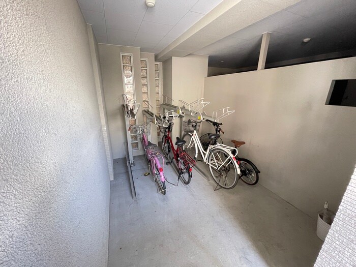 駐輪場 スミエール弐番館