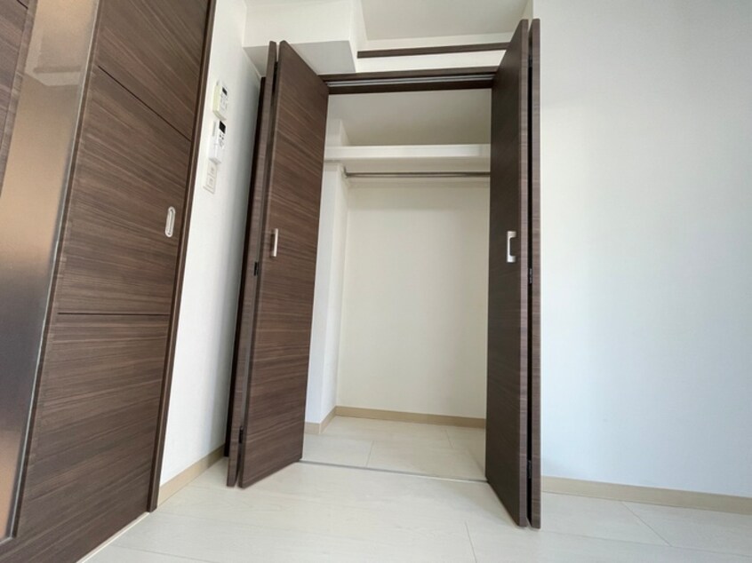 収納 スミエール弐番館