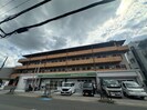 プラットホーム川端通りの外観