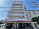 南田辺越部興産ビルの外観