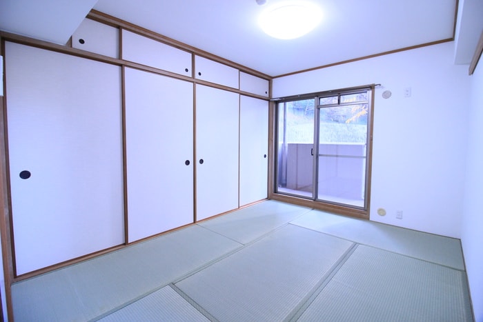 居室 アーバンパーク緑地公園