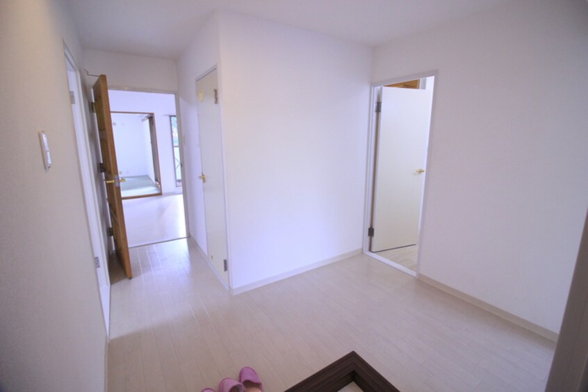 廊下 アーバンパーク緑地公園