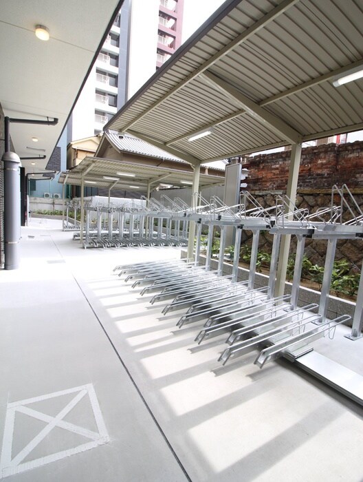 駐輪場 プレサンス谷町九丁目駅前(606)