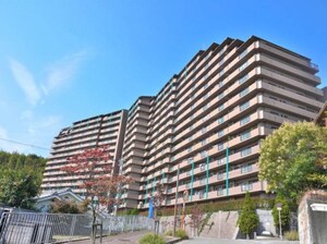 ﾚｼﾞｵﾝｽｸｴｱ緑地公園2番館(910)