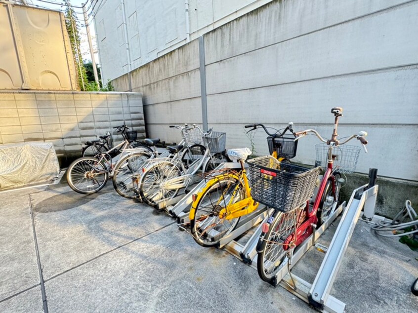 駐輪場 ビルⅠ