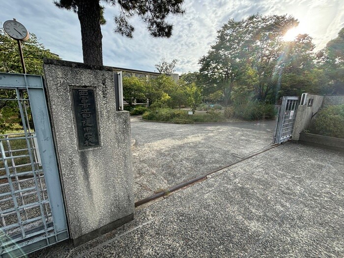 甲陵中学校(中学校/中等教育学校)まで550m 上甲東園1丁目貸家