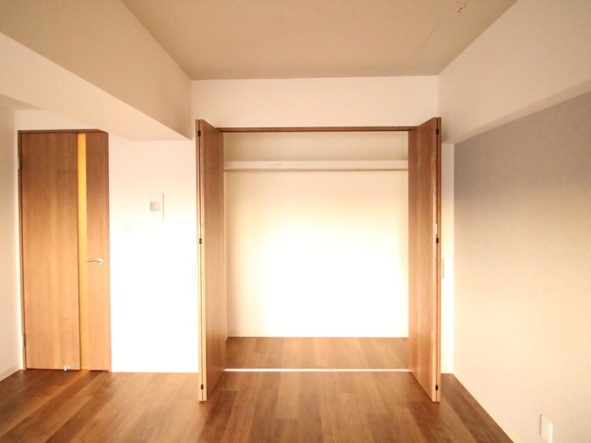 収納 ユリシス　エン　ファミエ