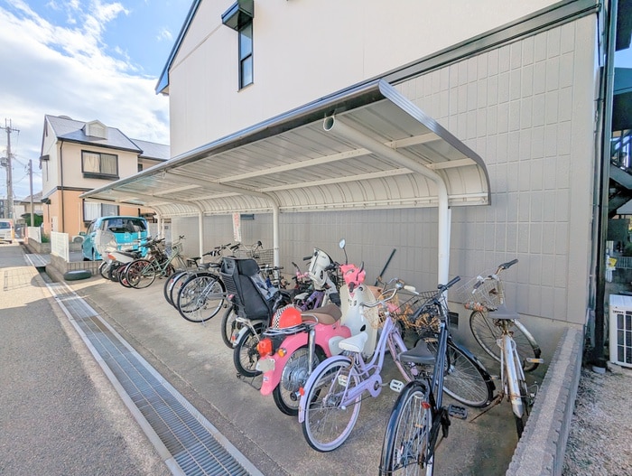 駐輪場 白鳥ハイツ　Ａ棟