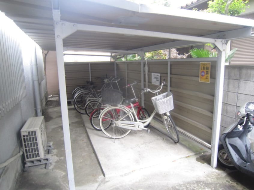 駐輪場 ロ－タリ－マンション徳庵