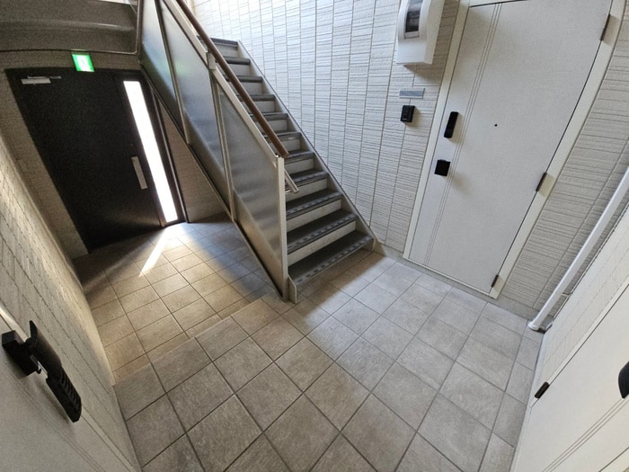 エントランス部分 セレナヴィラ小阪Ｗ