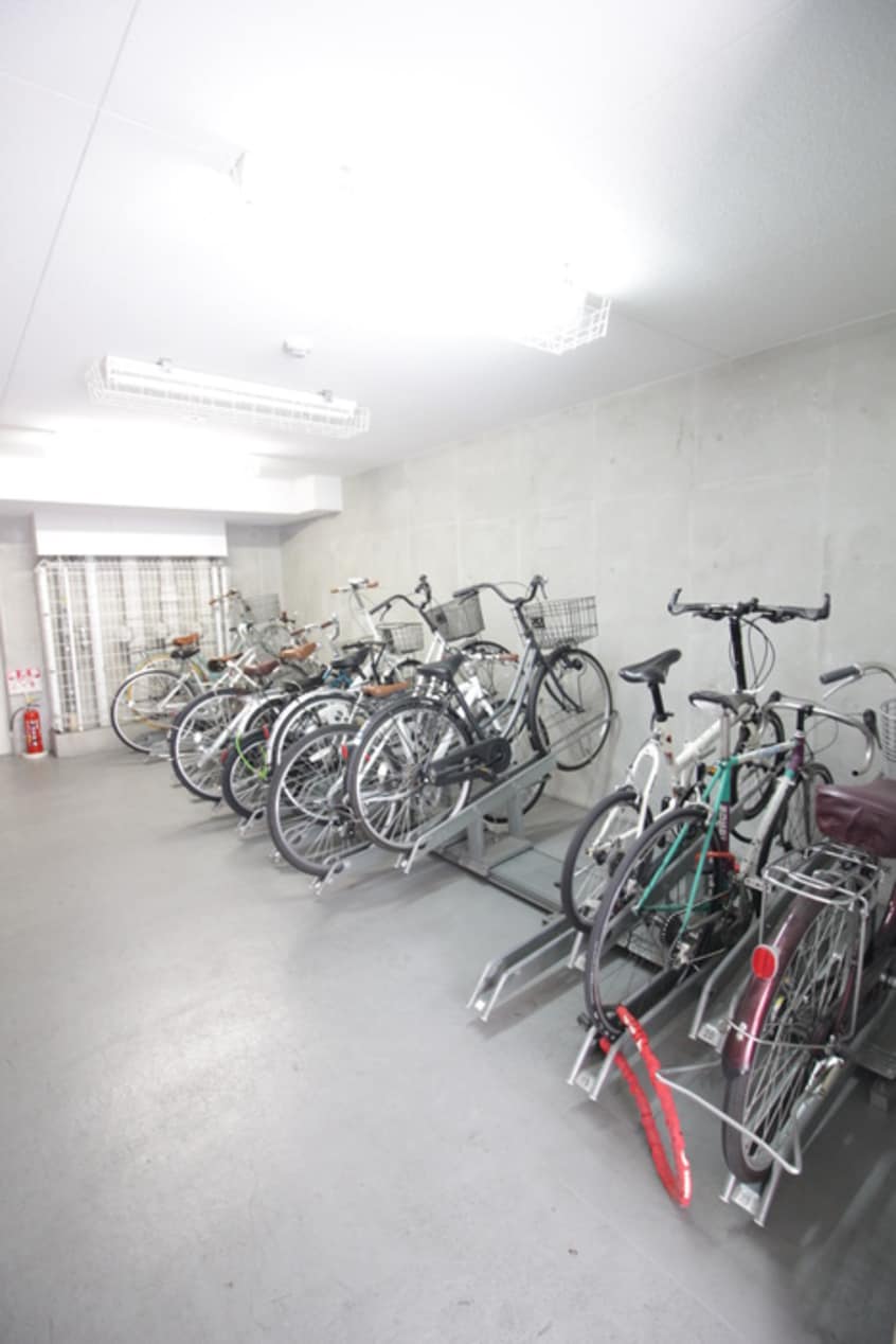 駐輪場 ブラン靱公園