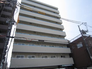 オ－ロラ・タワ－難波