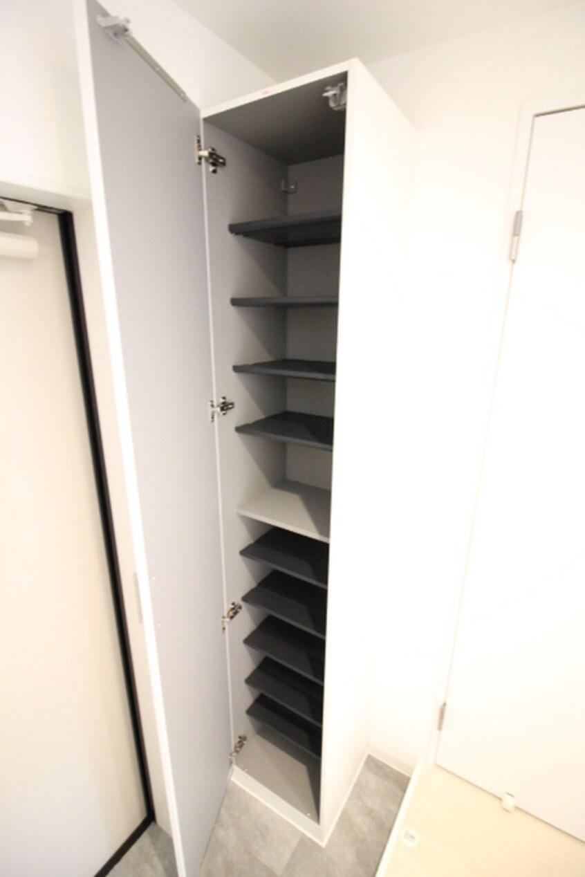 靴箱 リアコート豊中岡町Ⅱ