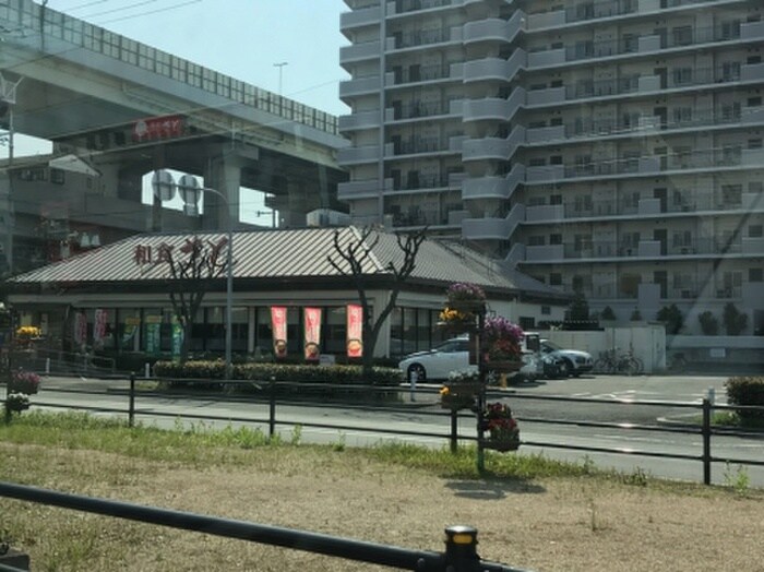 和食さと吉田駅前店(その他飲食（ファミレスなど）)まで400m ザ・サウス
