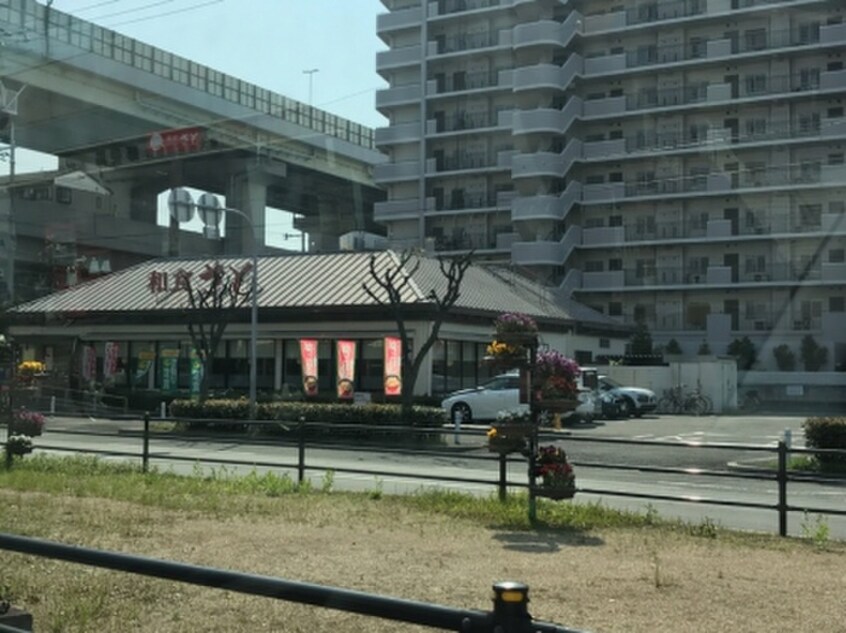 和食さと吉田駅前店(その他飲食（ファミレスなど）)まで400m ザ・サウス