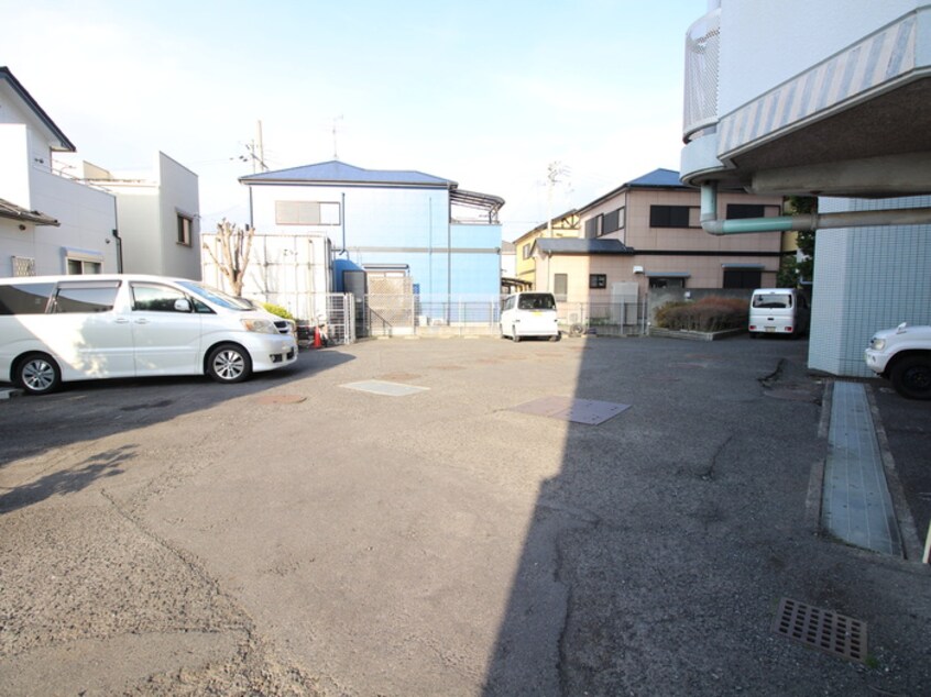 駐車場 イルシオン長滝