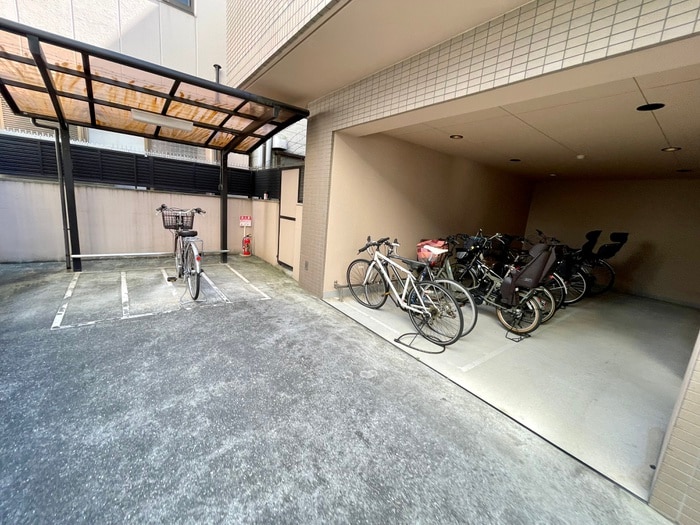 駐輪場 本山アネックス