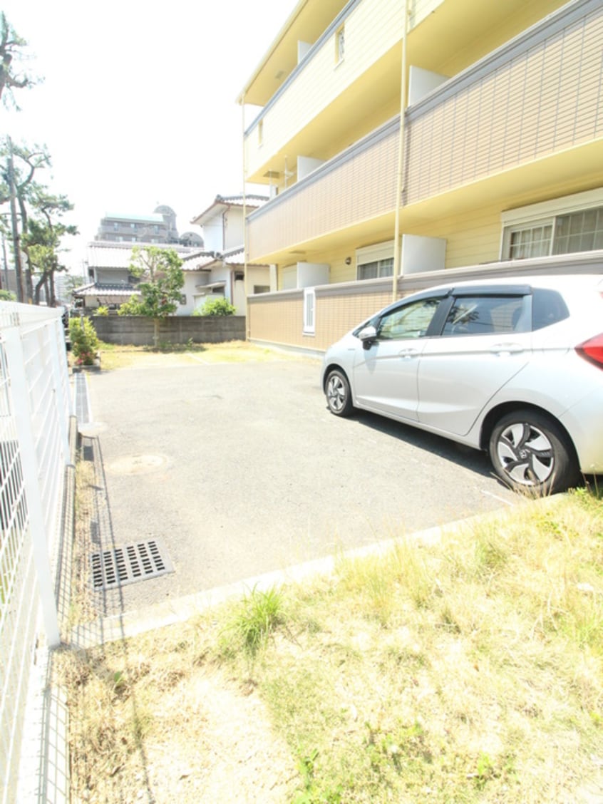 駐車場 フロ－ラ北花田