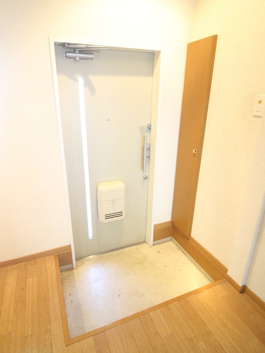 玄関 フロ－ラ北花田