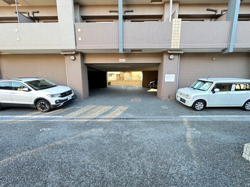 駐車場 ベルドミ－ル末広五番館