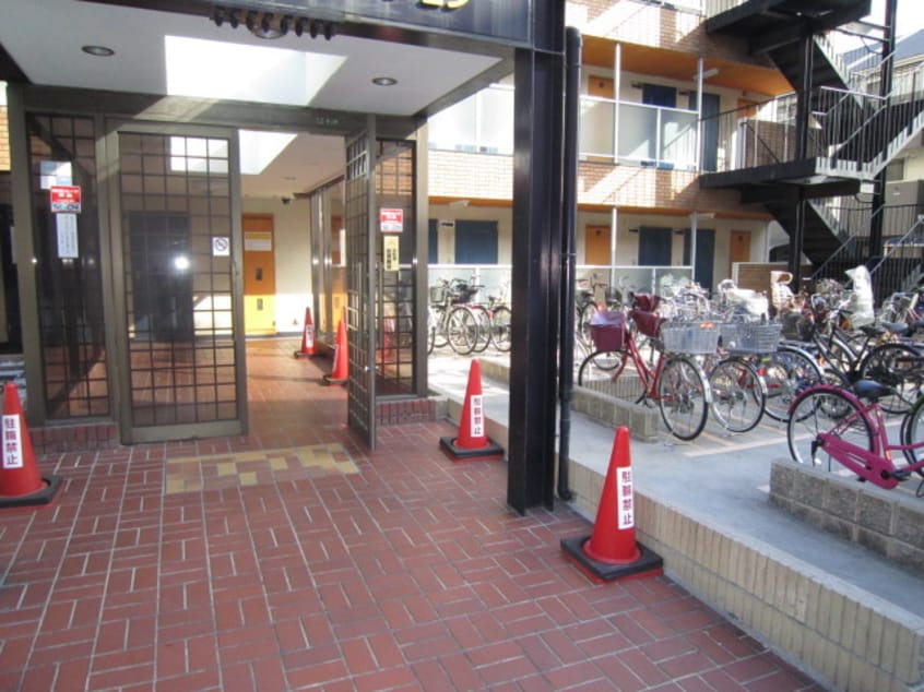 エントランス部分 かねまつ南巽マンション