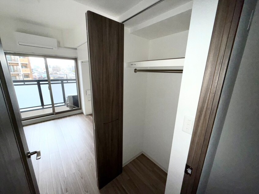 収納 プレサンスOSAKA姫里ヴィオン