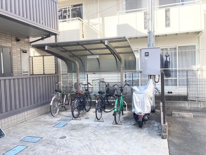 駐輪場 ロワールＴ