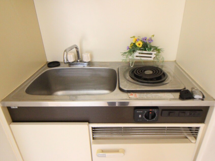 キッチン ヴェルテスＩＫＥＭＯＴＯ