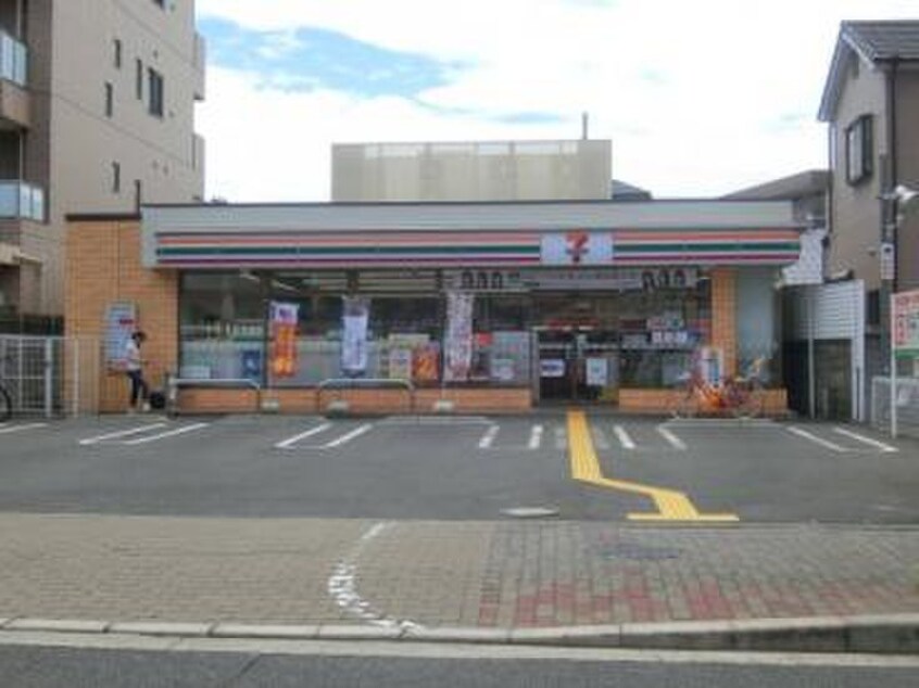 セブンイレブン中百舌鳥駅南口店(コンビニ)まで500m カームコーポ