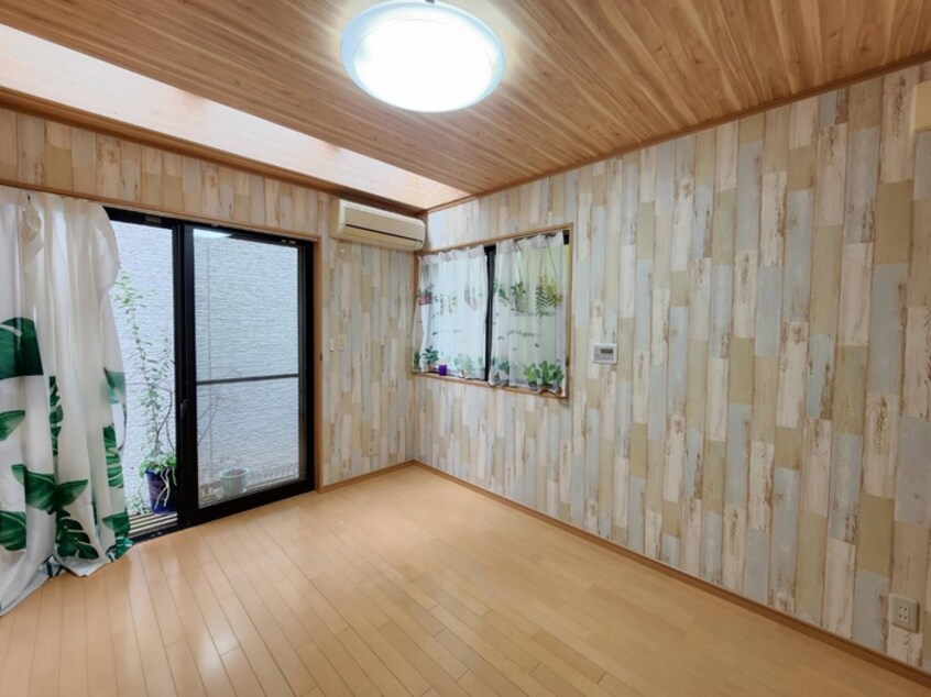 居室 三津屋北一丁目戸建て