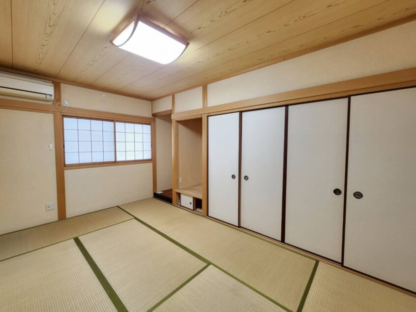 居室 三津屋北一丁目戸建て