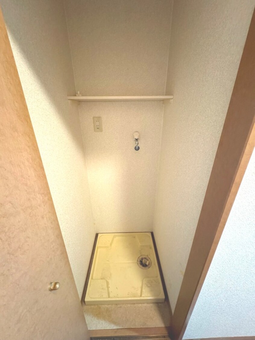 洗濯機置場 ｴｽﾃﾑｺｰﾄ新大阪Ⅲｽﾃｰｼｮﾝﾌﾟﾗｻﾞ