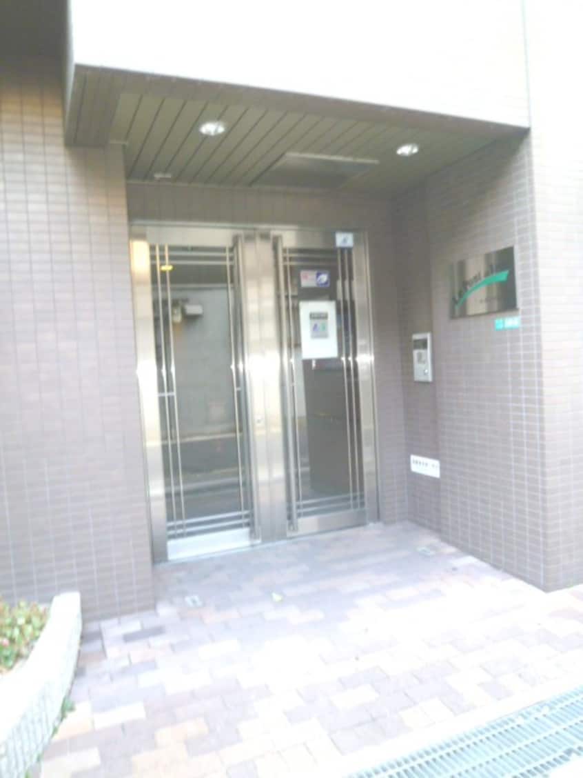 エントランス部分 ルポン・ヴェ－ル