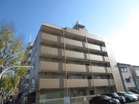 金川マンション