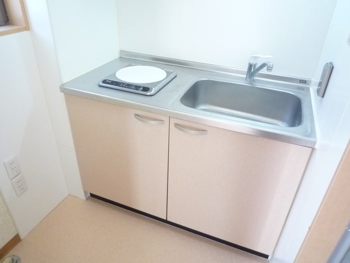 キッチン ウィング山手