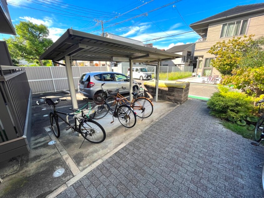 駐輪場 コ－ワ東町