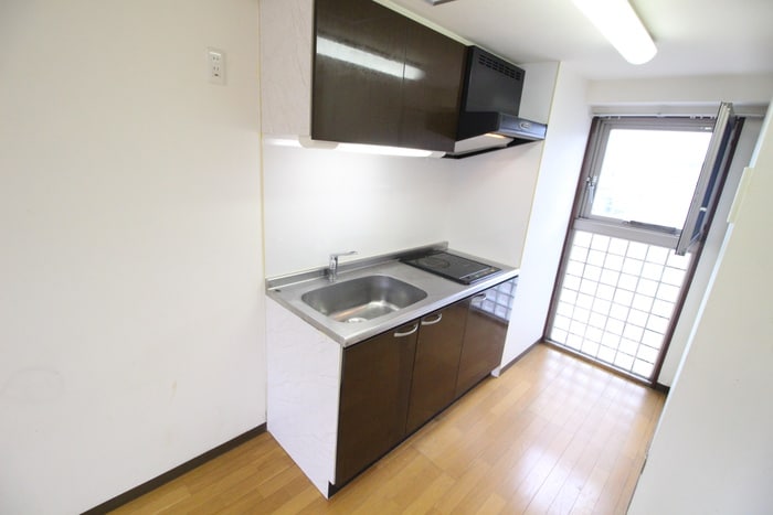 キッチン エル・セレ－ノ山科