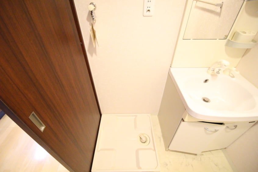 洗濯機置場 エル・セレ－ノ山科